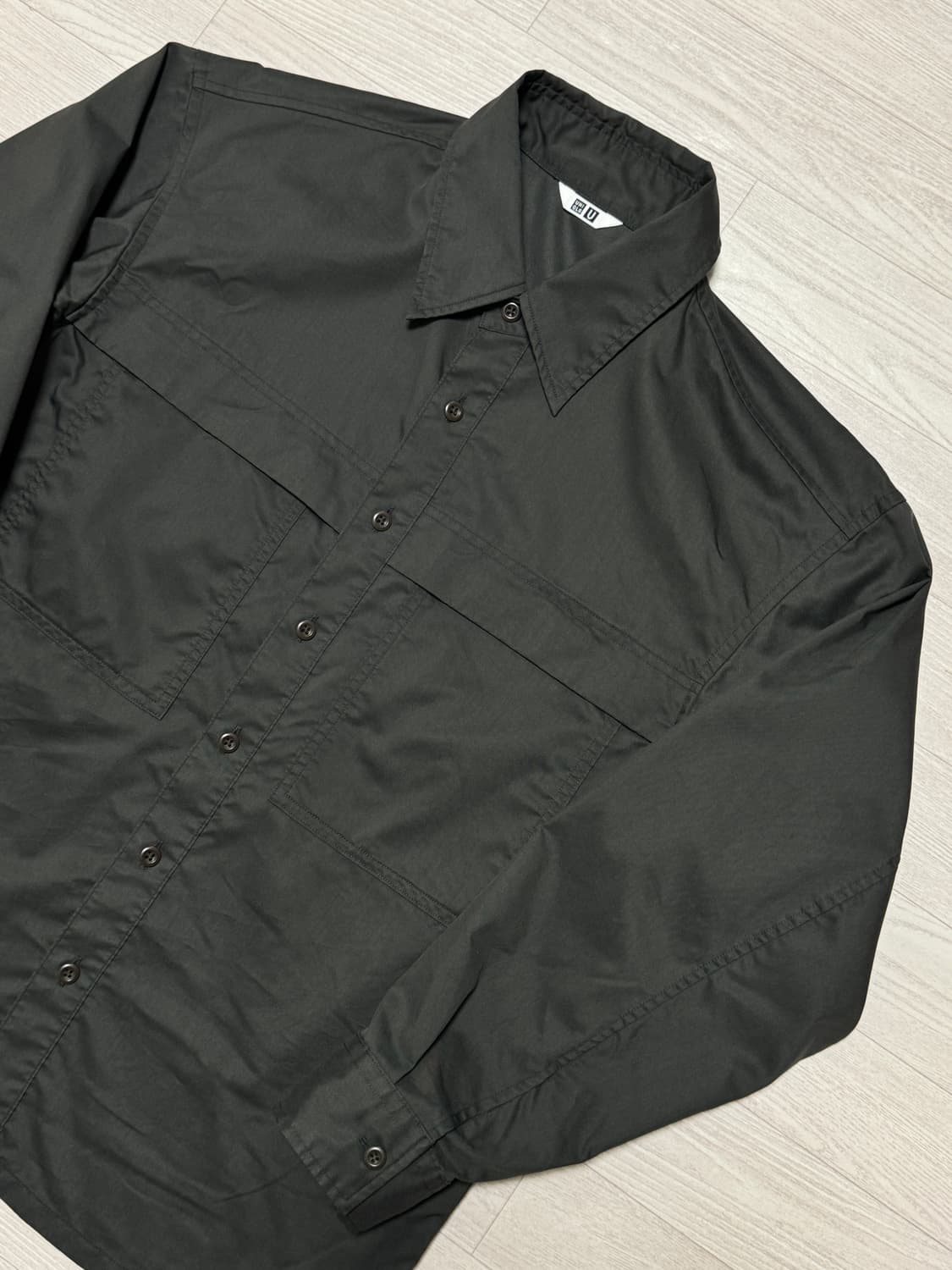 유니클로U 유틸리티 오버사이즈 셔츠 다크그레이 M 상품이미지3