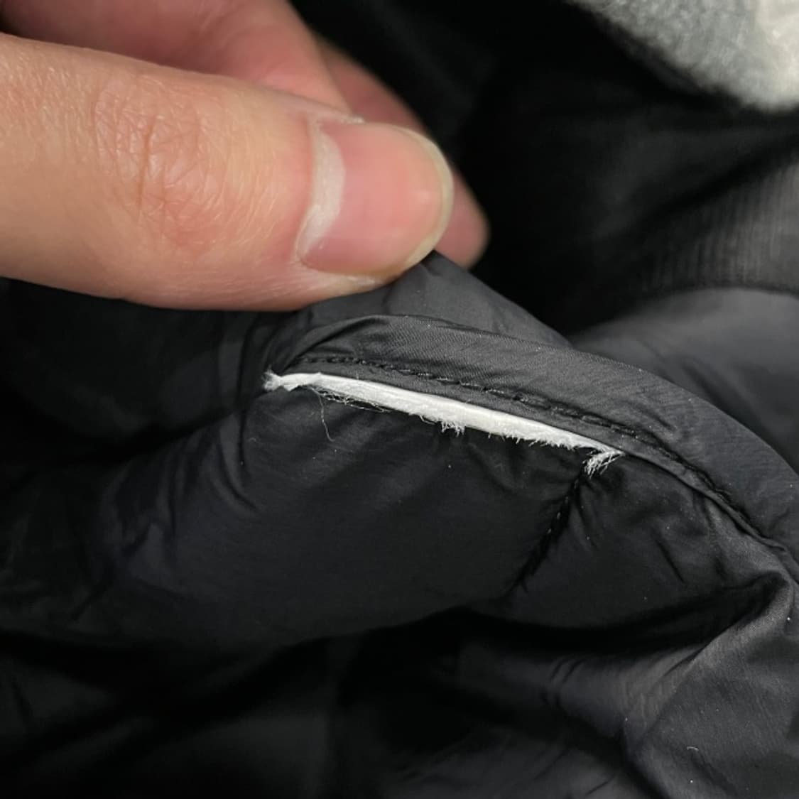 100 아이더 경량패딩 상품이미지4