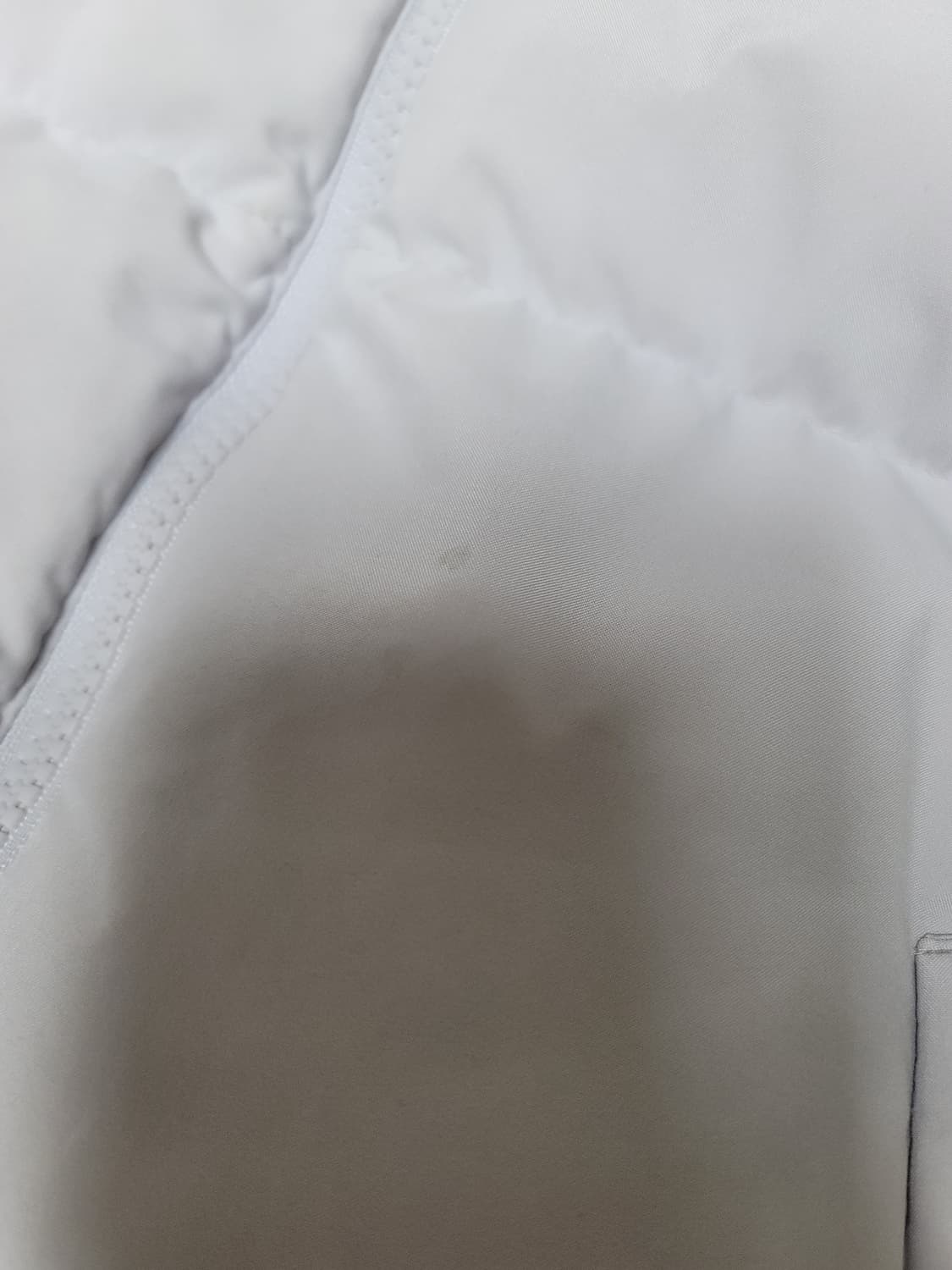 내셔널지오그래픽 구스다운 패딩 키즈130사이즈 상태굿 상품이미지5