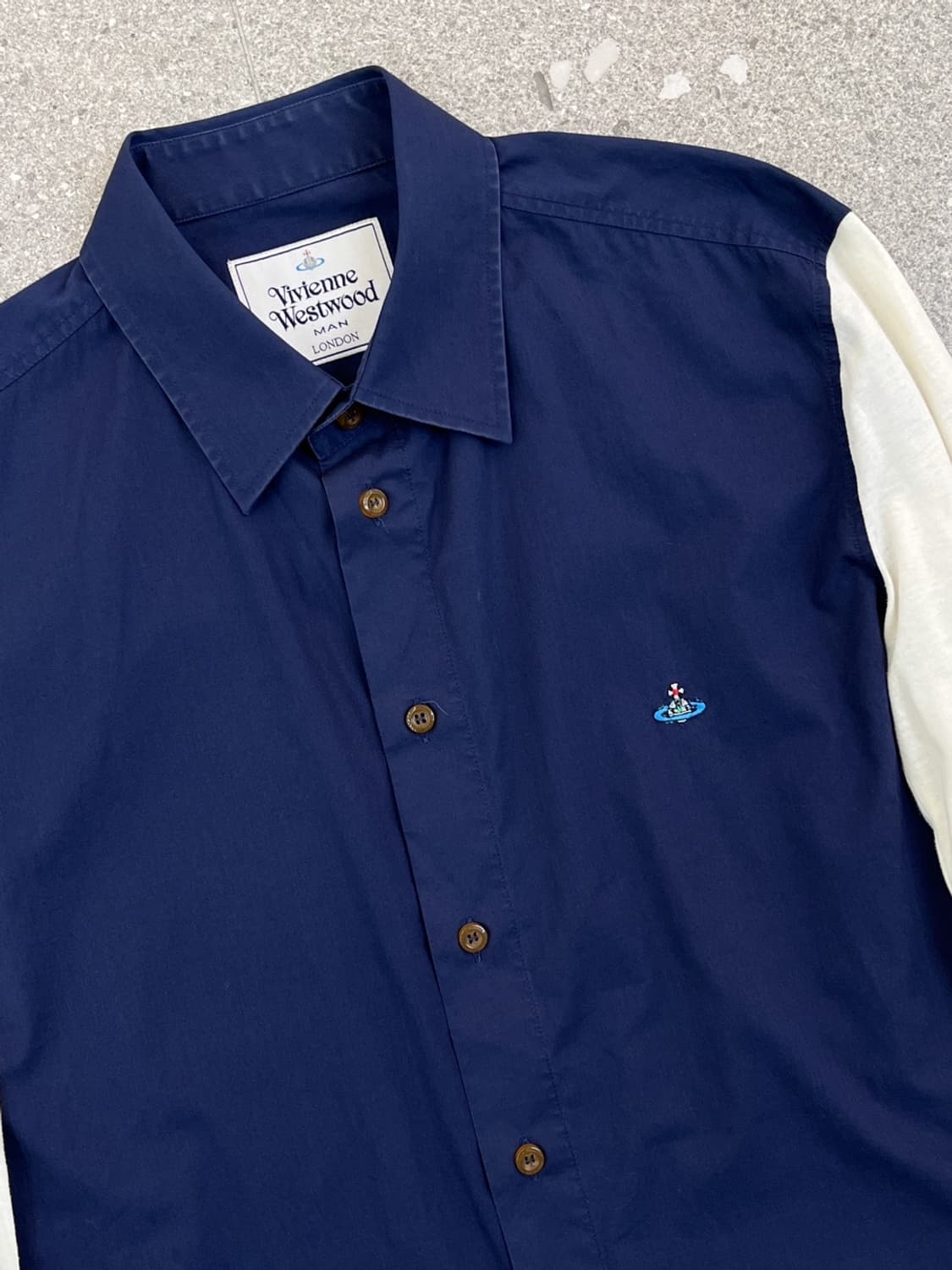 비비안웨스트우드 ORB로고 투톤 셔츠 상품이미지3