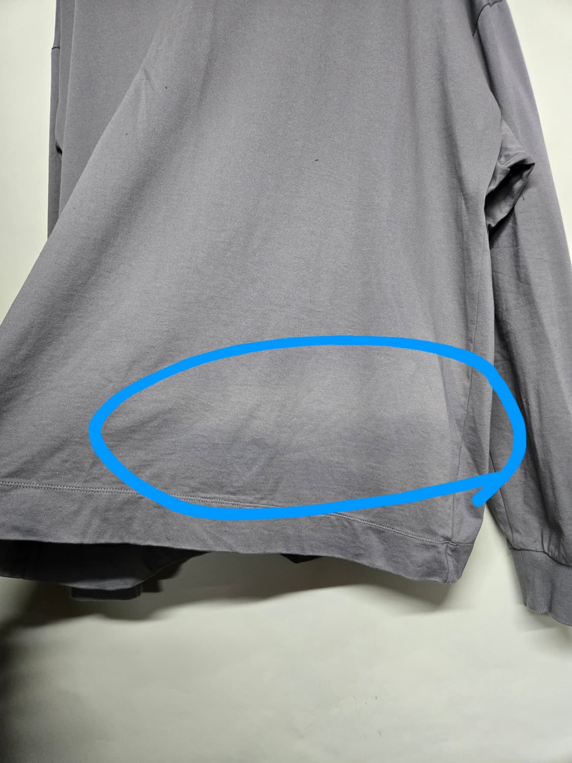 Juun.J 클래식 자동차 프린팅 맨투맨 오버사이즈 티셔츠  상품이미지4