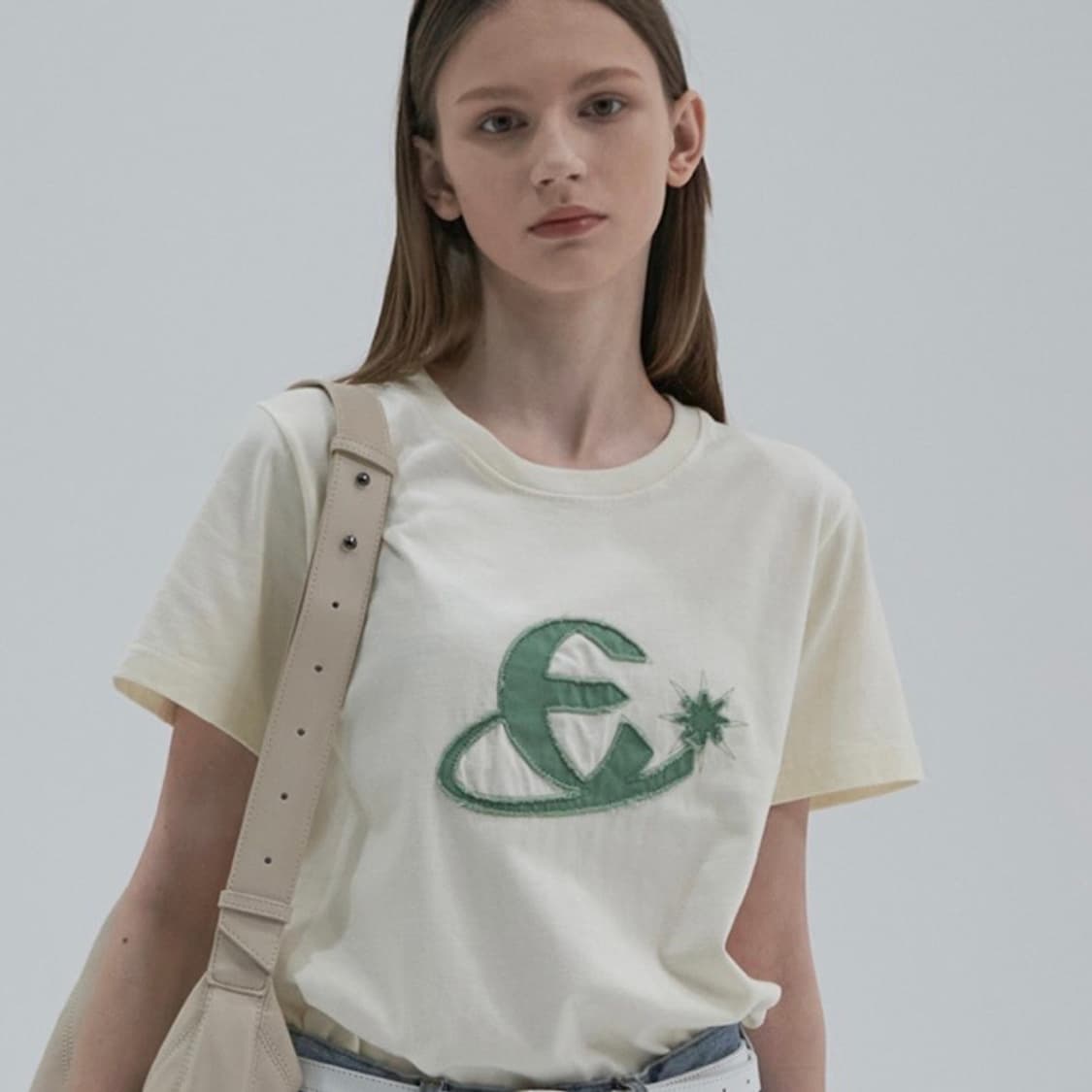 엘리오티 반팔 티셔츠 Essential Logo Ts_Cream 상품이미지2