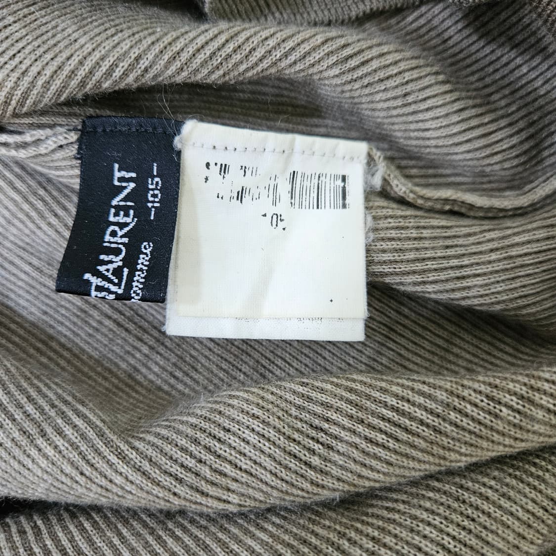 105 입생로랑 모크넥 니트 0305Y 상품이미지4