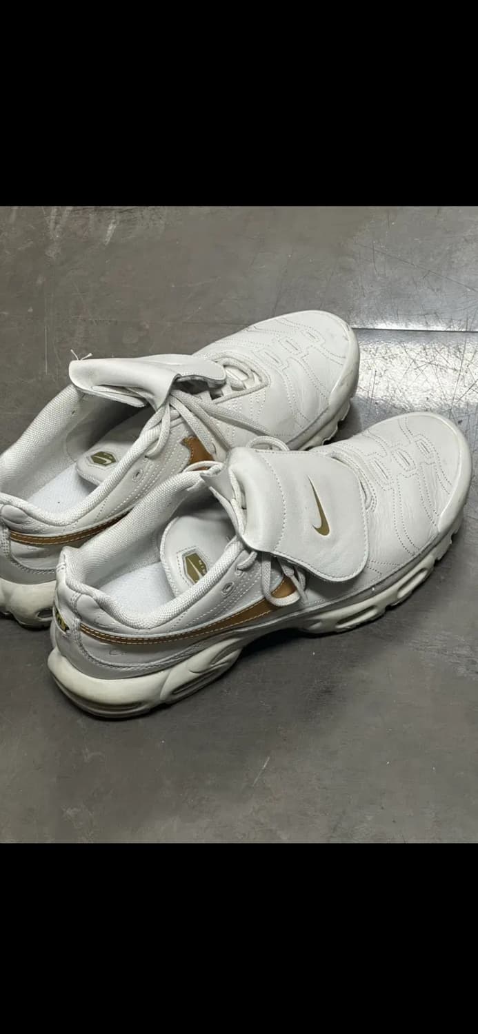 나이키 에어맥스 플러스 TNPO 팬텀 메탈릭 골드 상품이미지3