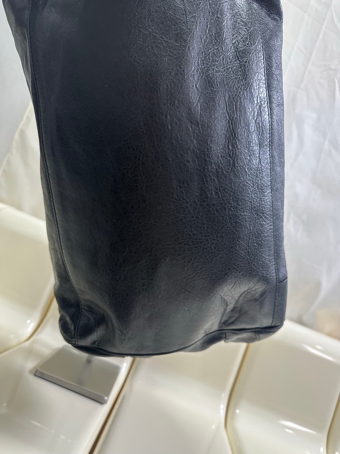 [A 정품] 발렌시아가 시티 모터백 선데이 블랙 상품이미지8