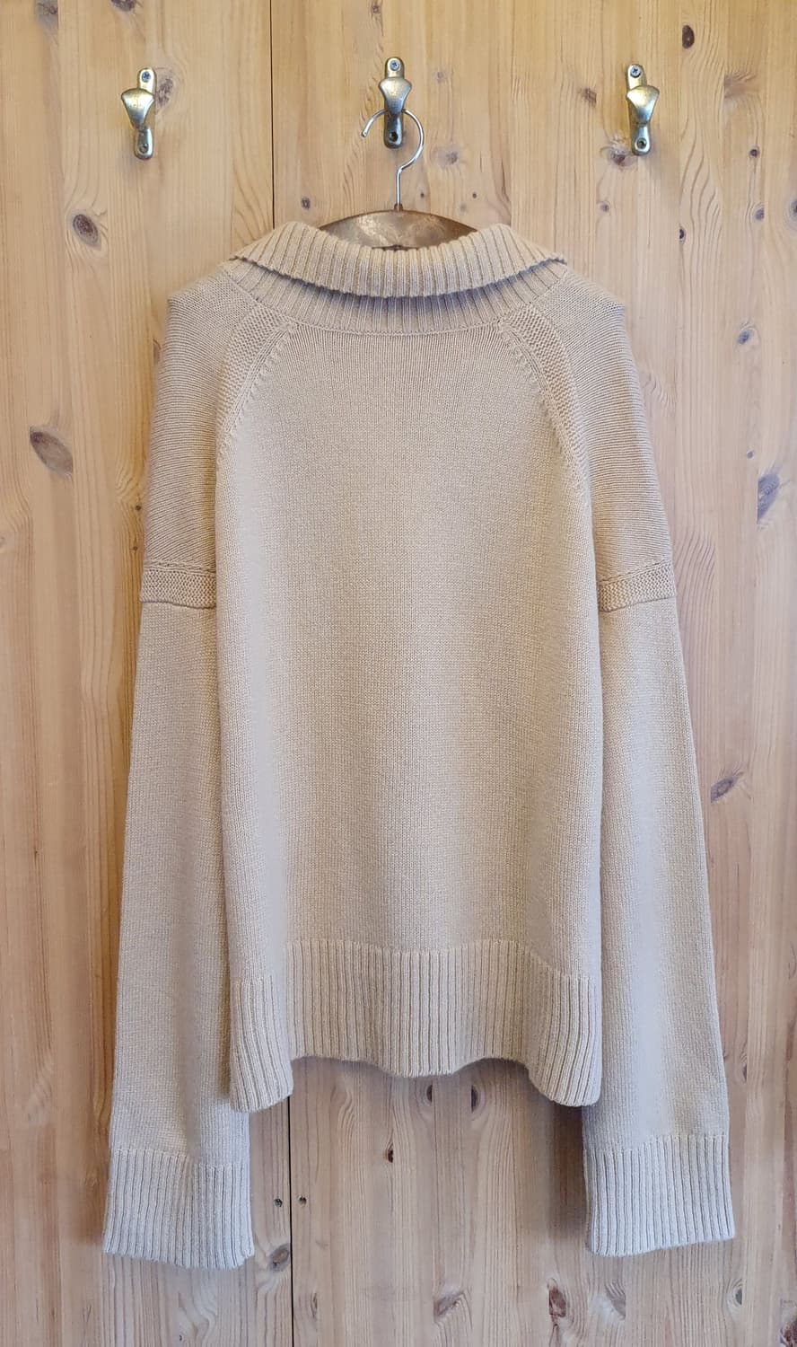 77/88.COS 브이넥 박스니트 상품이미지2