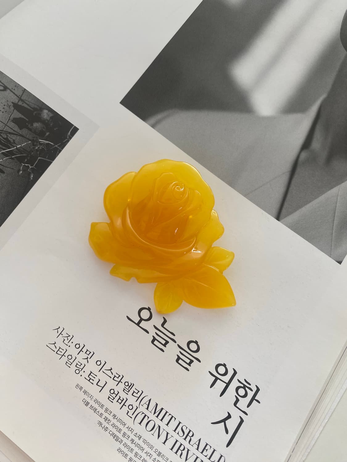 빈티지 옐로우 장미 브로치 상품이미지1