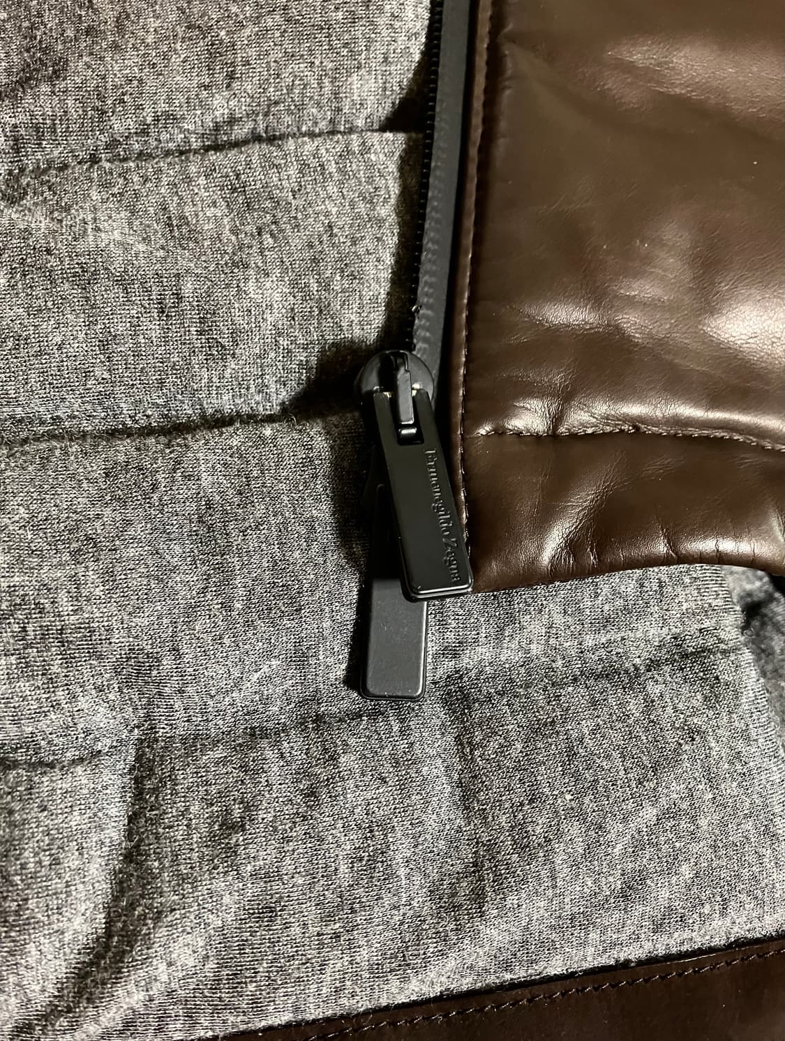 제냐 마세라티 가죽 패딩 베스트 상품이미지8