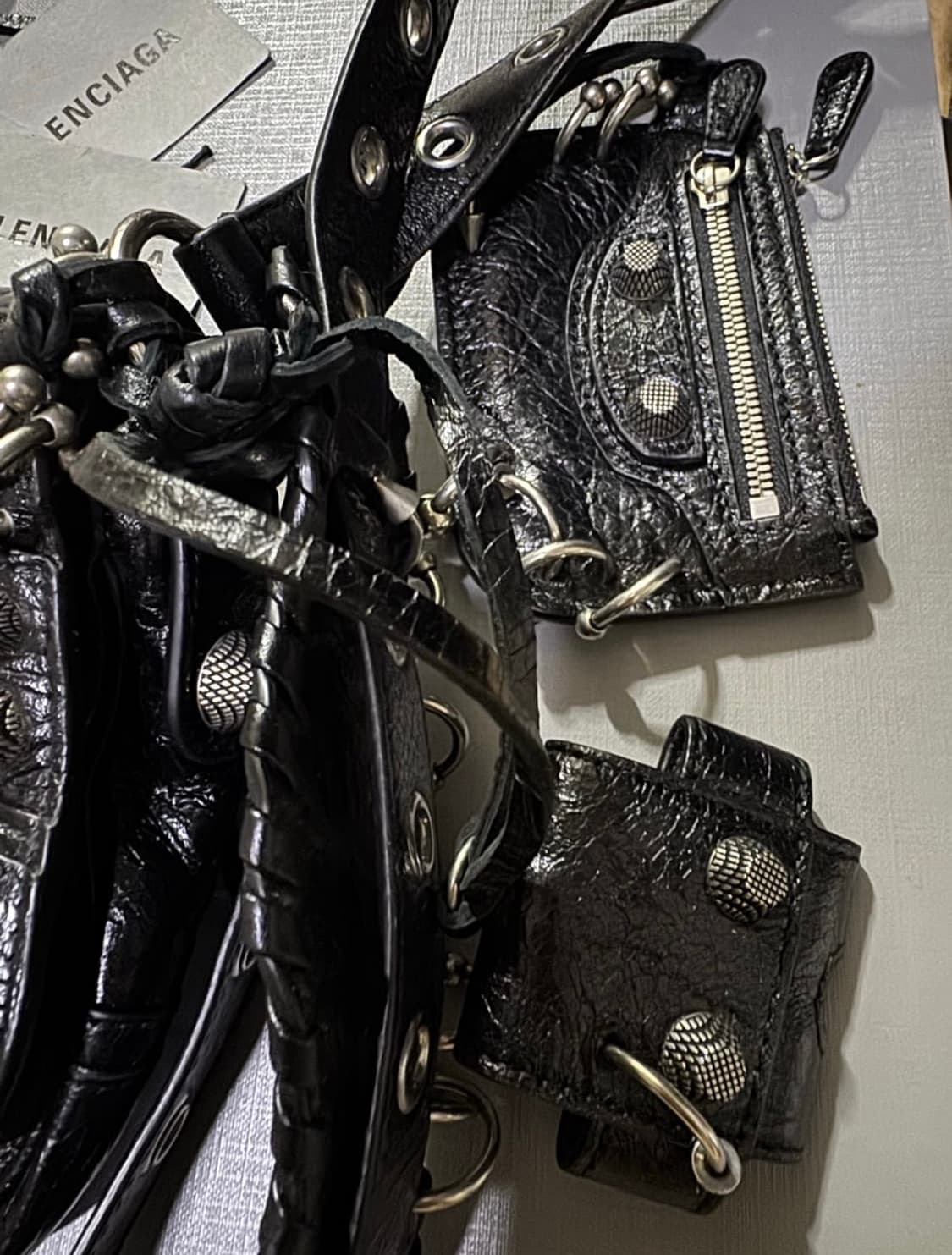 발렌시아가 xs 르 카골 피어싱 백 상품이미지3