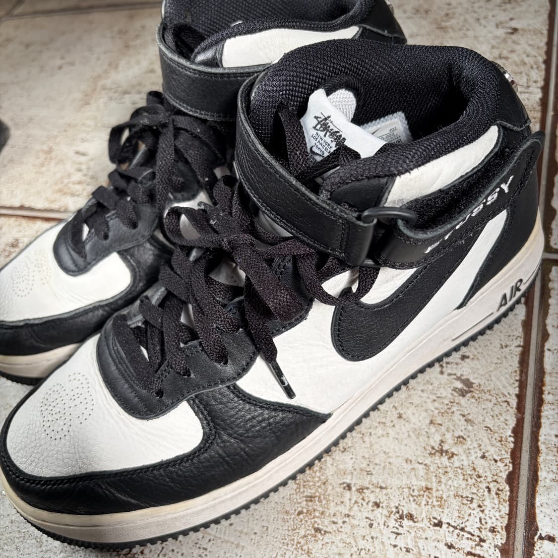 나이키 스투시 에어포스 미드 상품이미지1