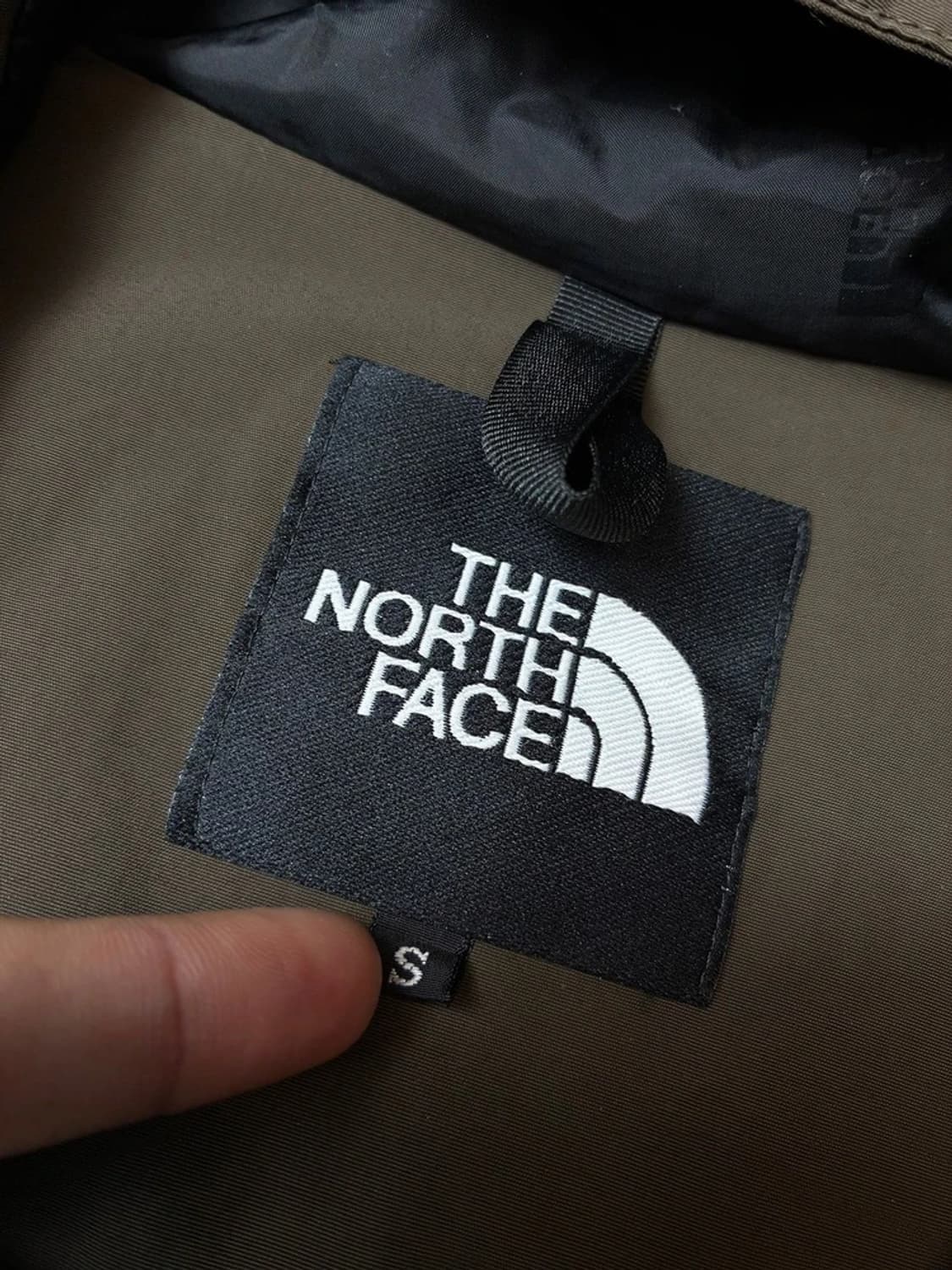 노스페이스 고프코어 패커블 나일론 후디 자켓 PN8487 상품이미지9