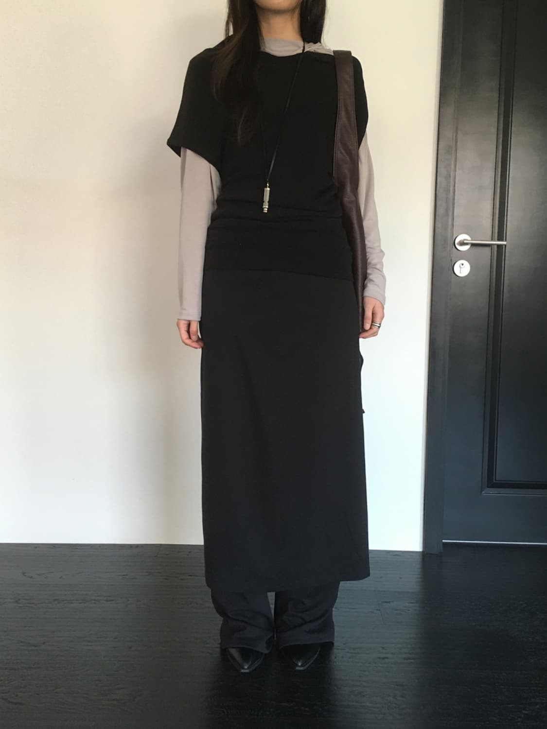 미엔느 mienne 사선 레이어드 니트 탑 상품이미지3