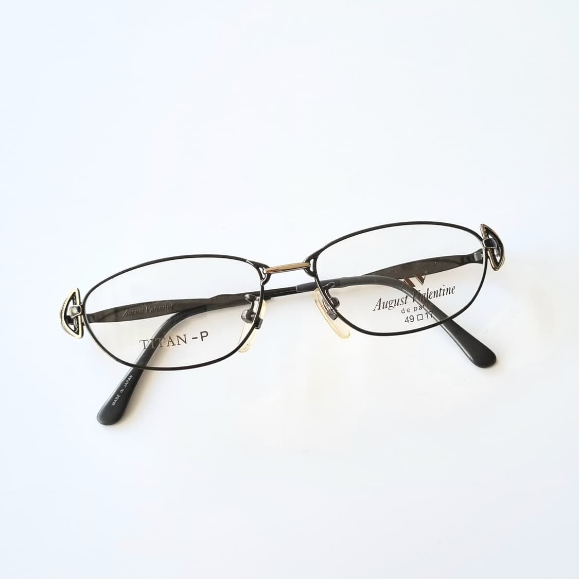 프랑스 감성, August Valentine 순수 티타늄 안경테 상품이미지1