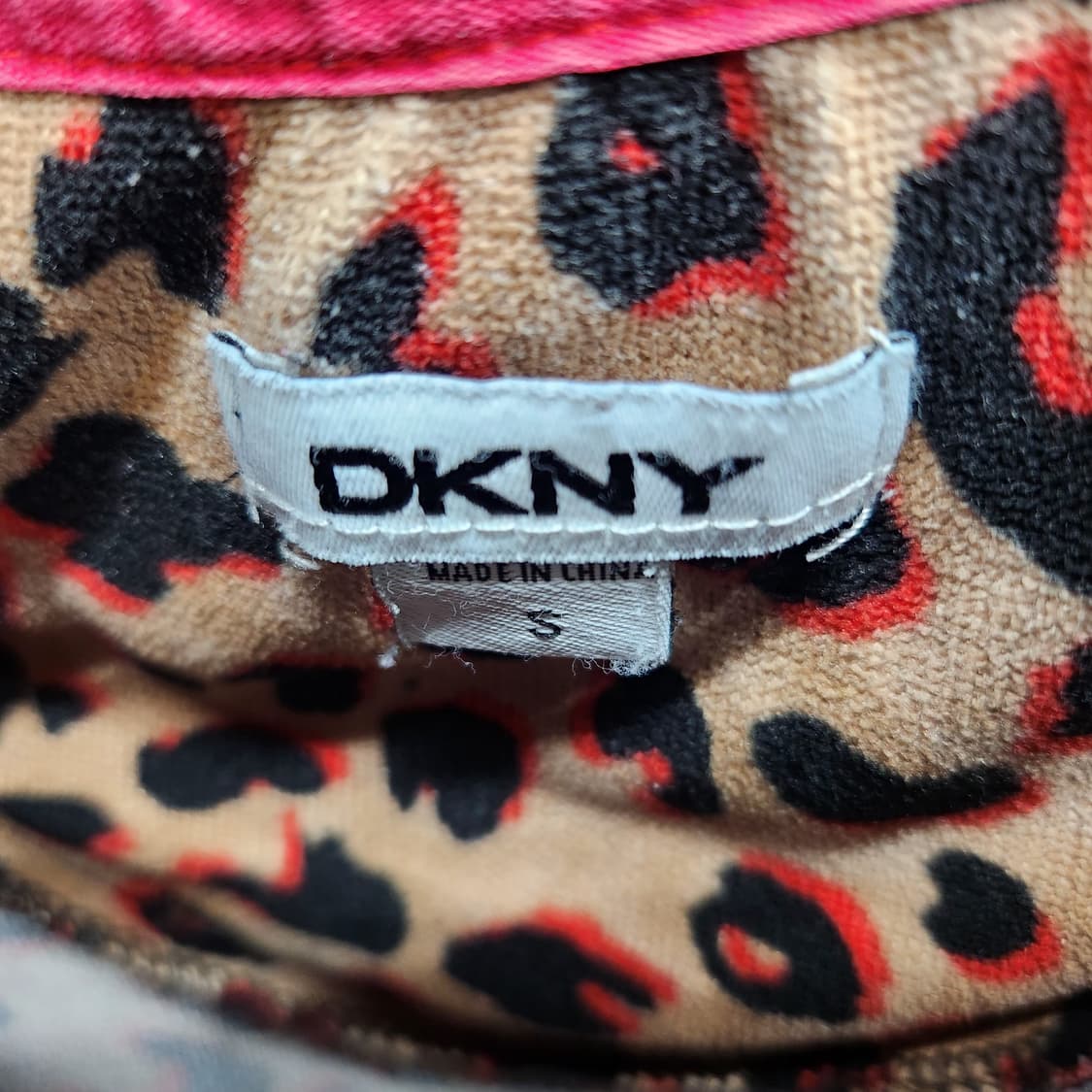 DKNY 로고 레오파드 패턴 빈티지 롱슬리브 S(S~M) 상품이미지5