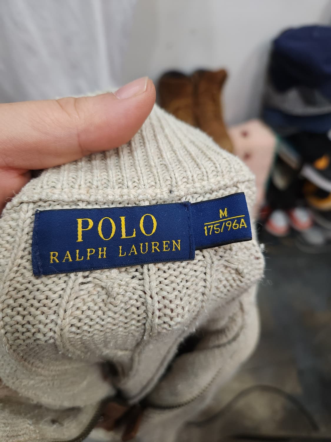 폴로 랄프로렌 터사실크 반집업 꽈배기 니트

 상품이미지7