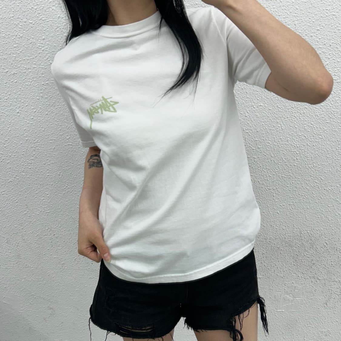 스투시 백로고 화이트 반팔 S 상품이미지1