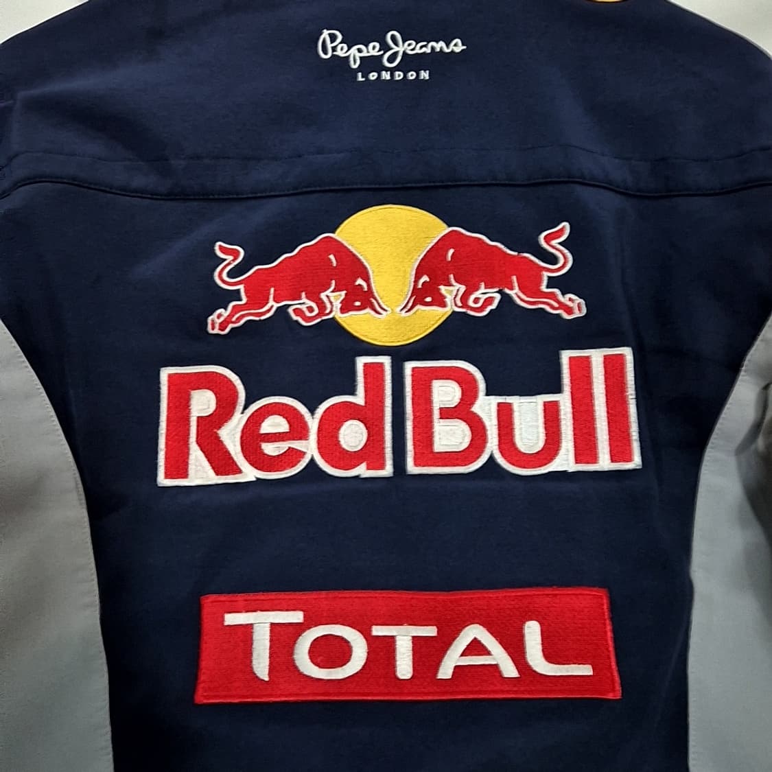 페페진스 런던 레드불 자켓 상품이미지4