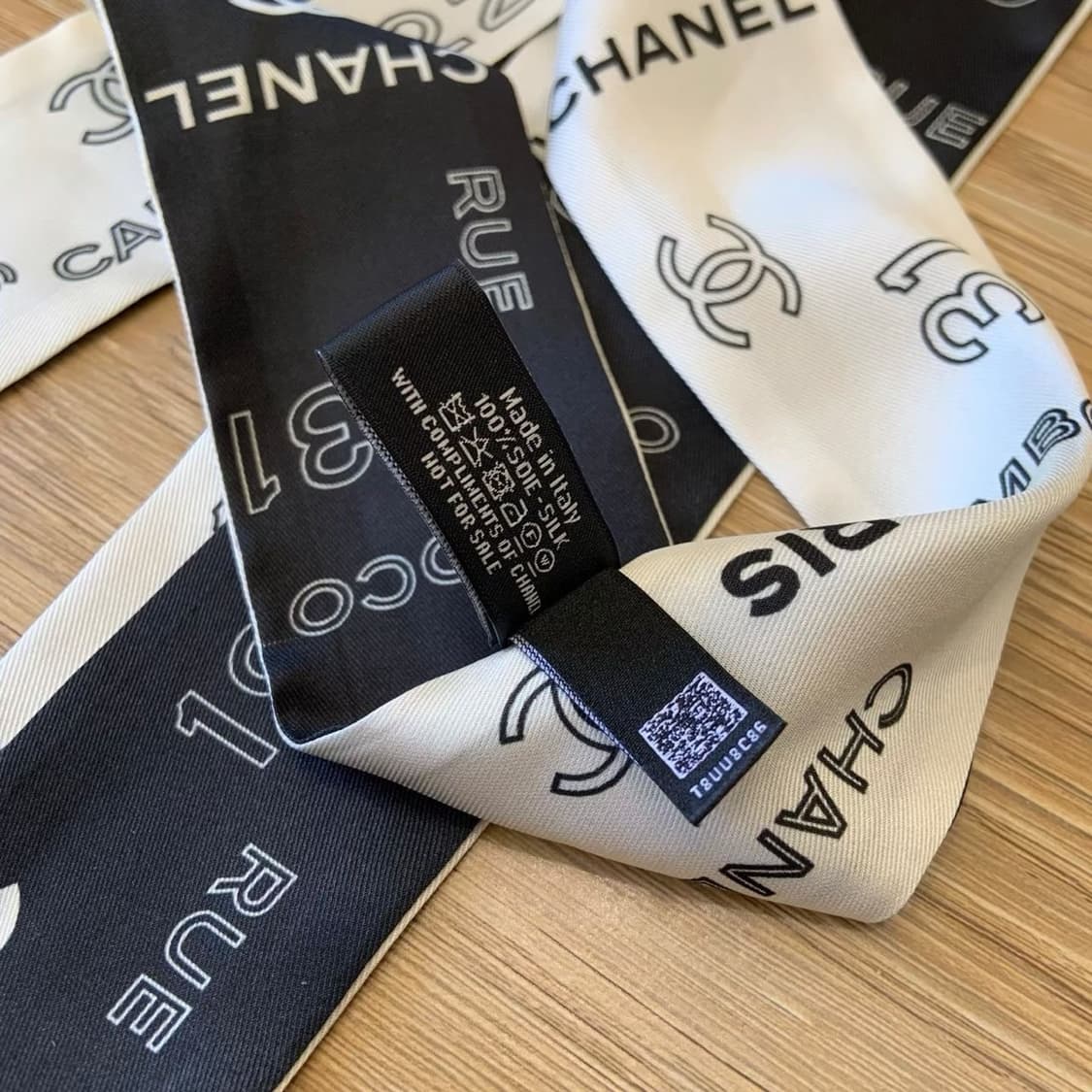 샤넬뷰티 블랙&화이트 트윌리 선물세트 스카프,쁘띠 상품이미지5