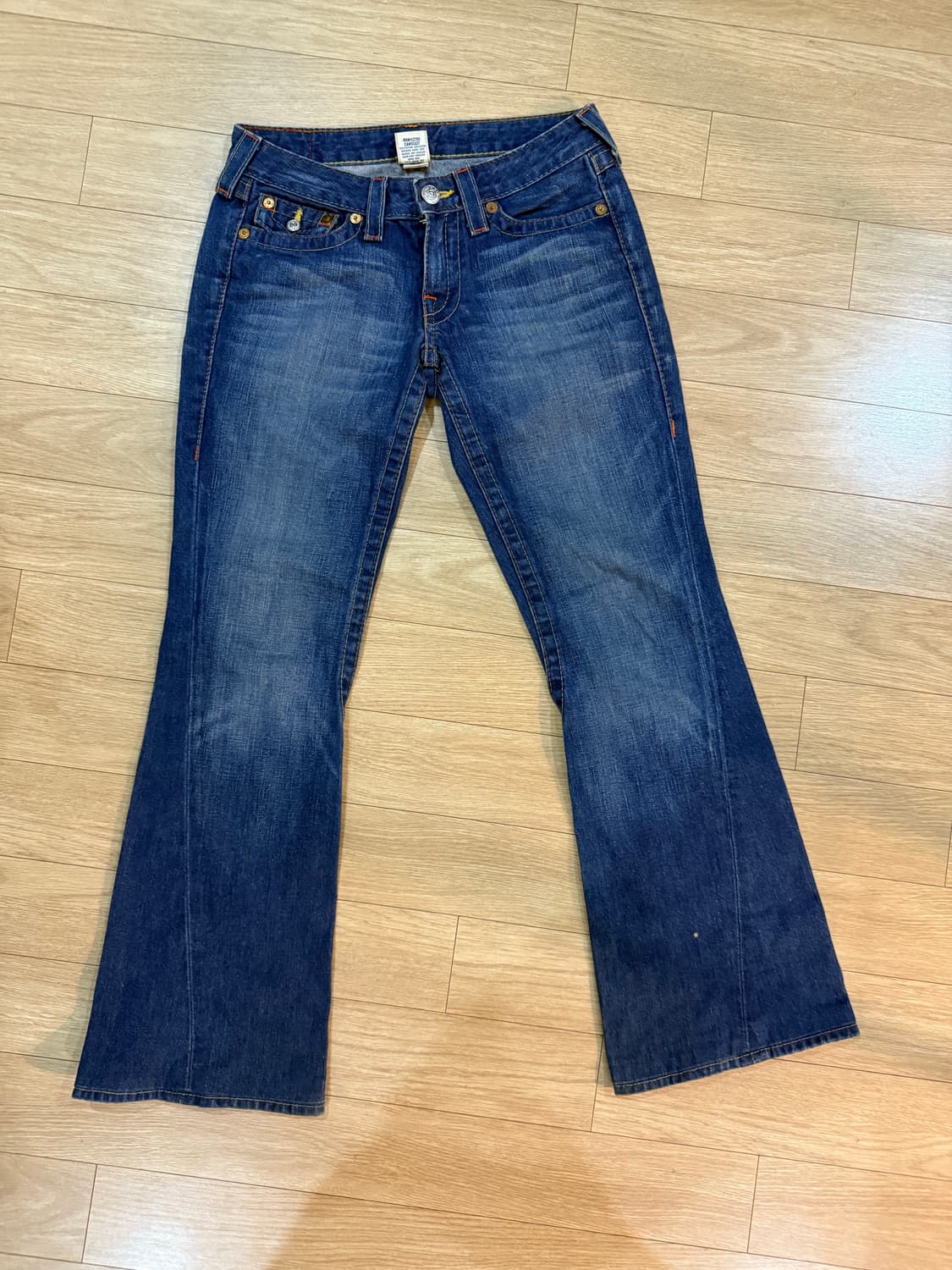 트루릴리젼 부츠컷 데님팬츠 팝니다. 상품이미지1