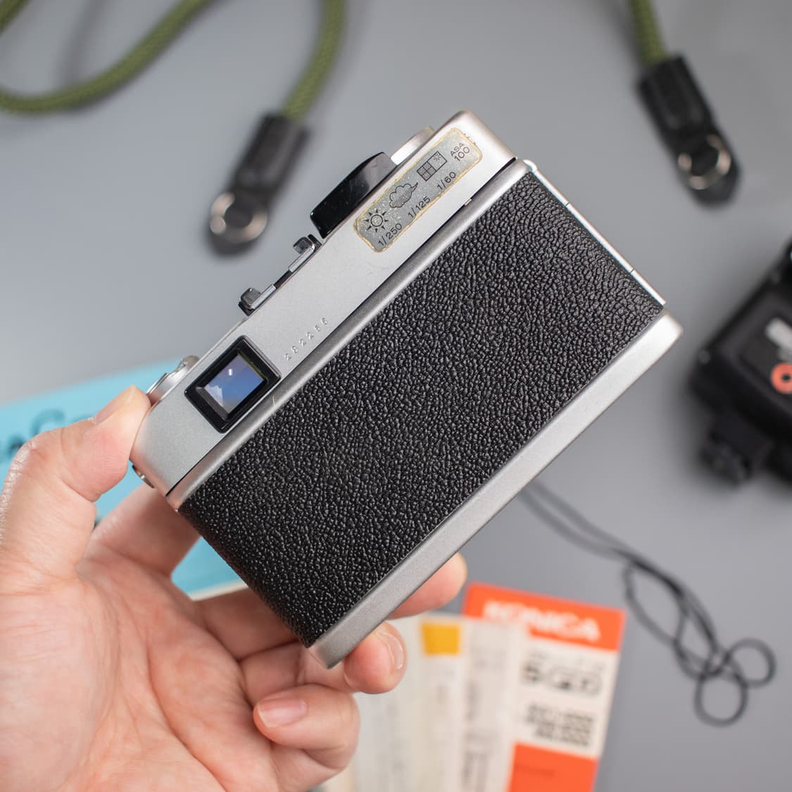 필름카메라 코니카 c35fd (전체 오버홀완료 보증6개월) 상품이미지6