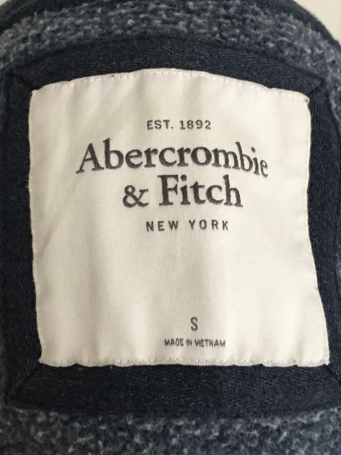 아베크롬비 y2k 슬림핏 후드집업 네이비 상품이미지2