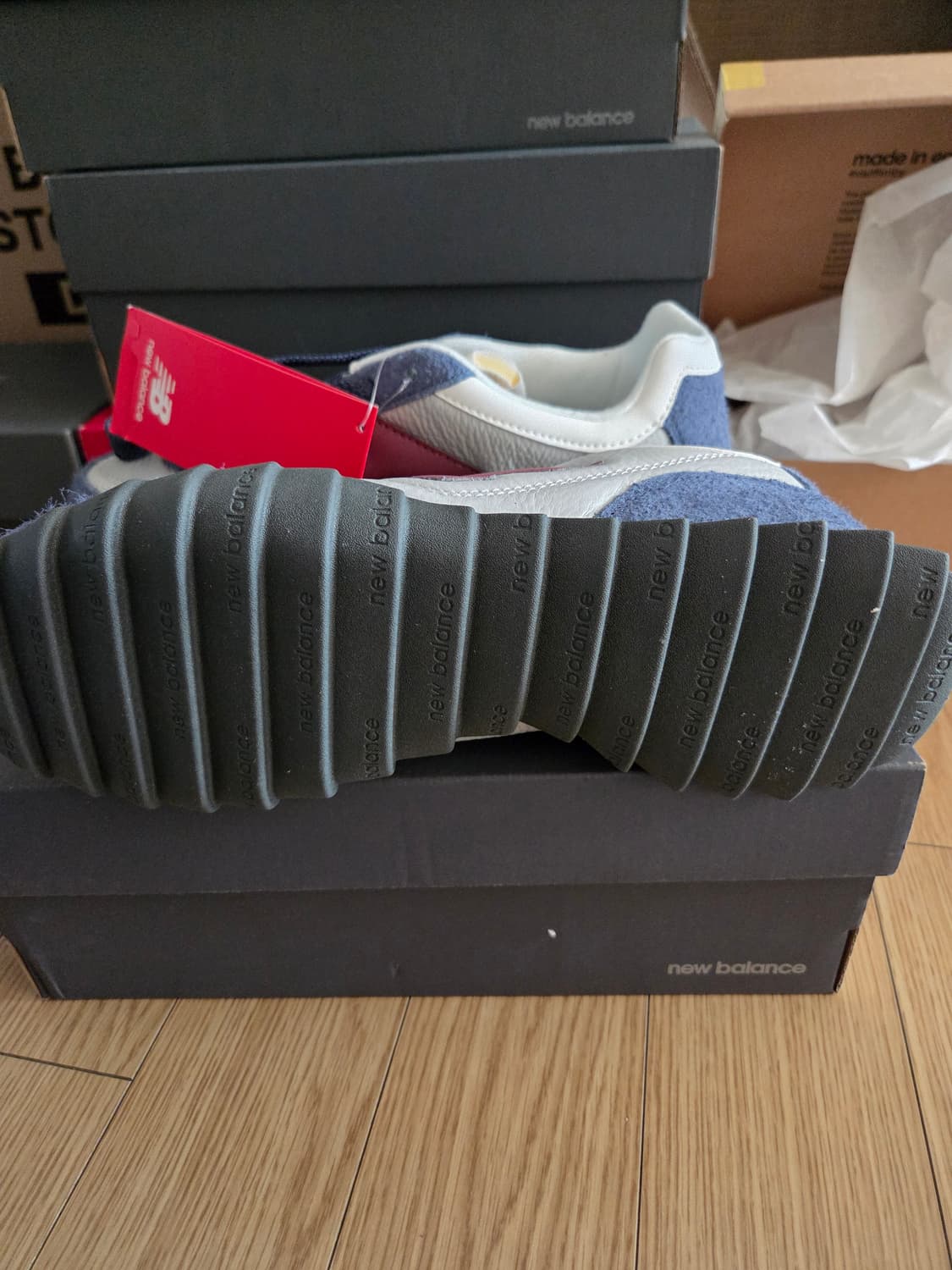 뉴발란스  URC30YB 260 새상품 상품이미지2