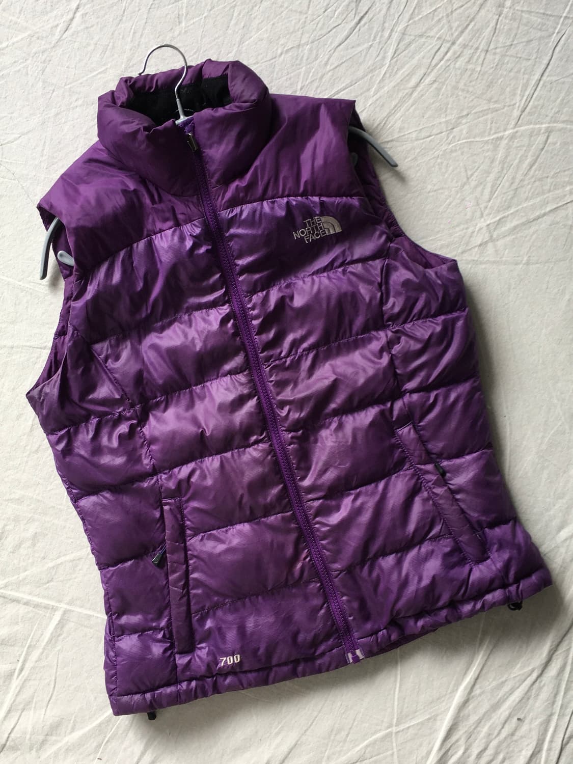 노스페이스 자수 다운베스트 상품이미지3