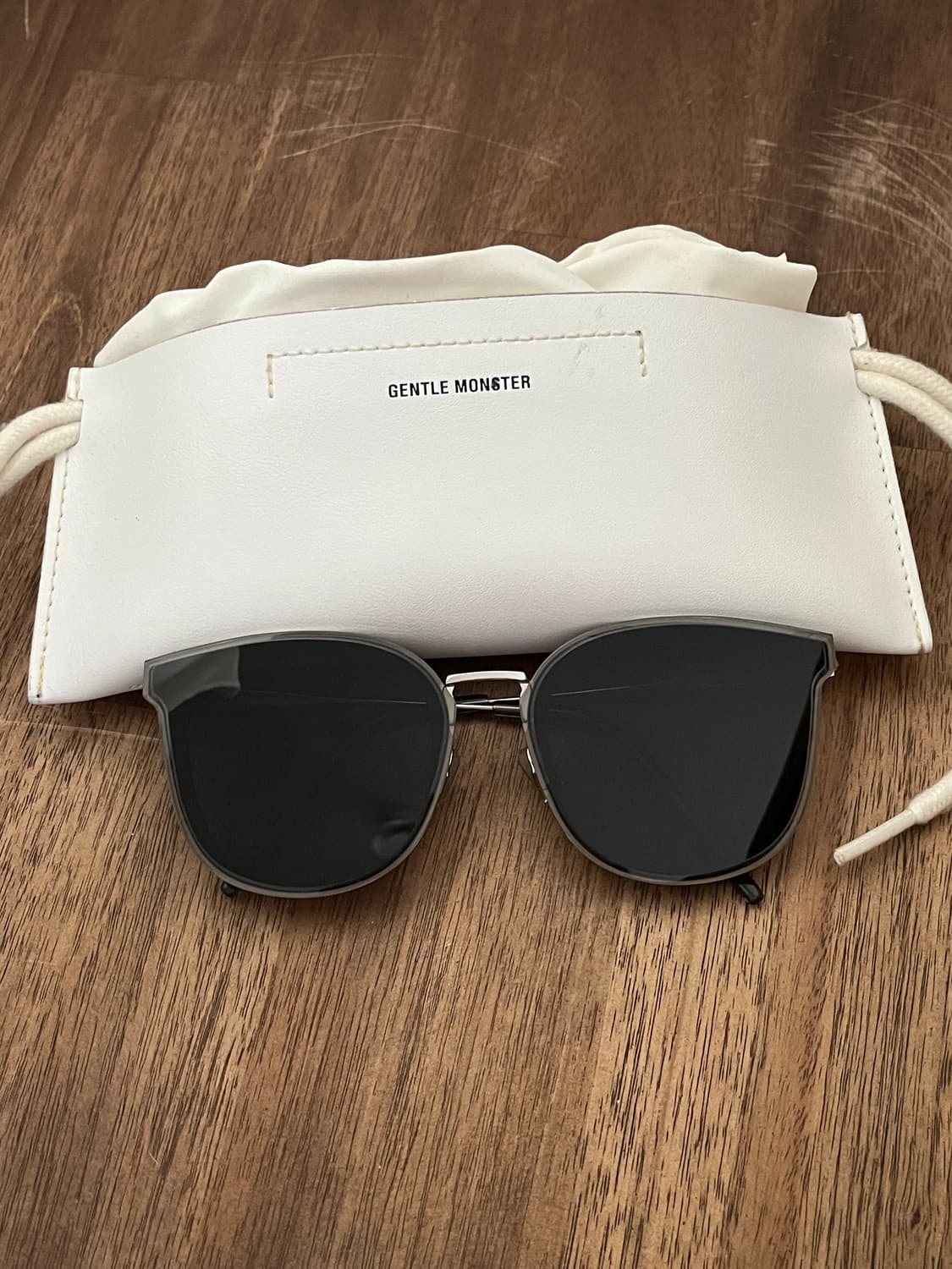 젠틀몬스터 마마부 상품이미지9