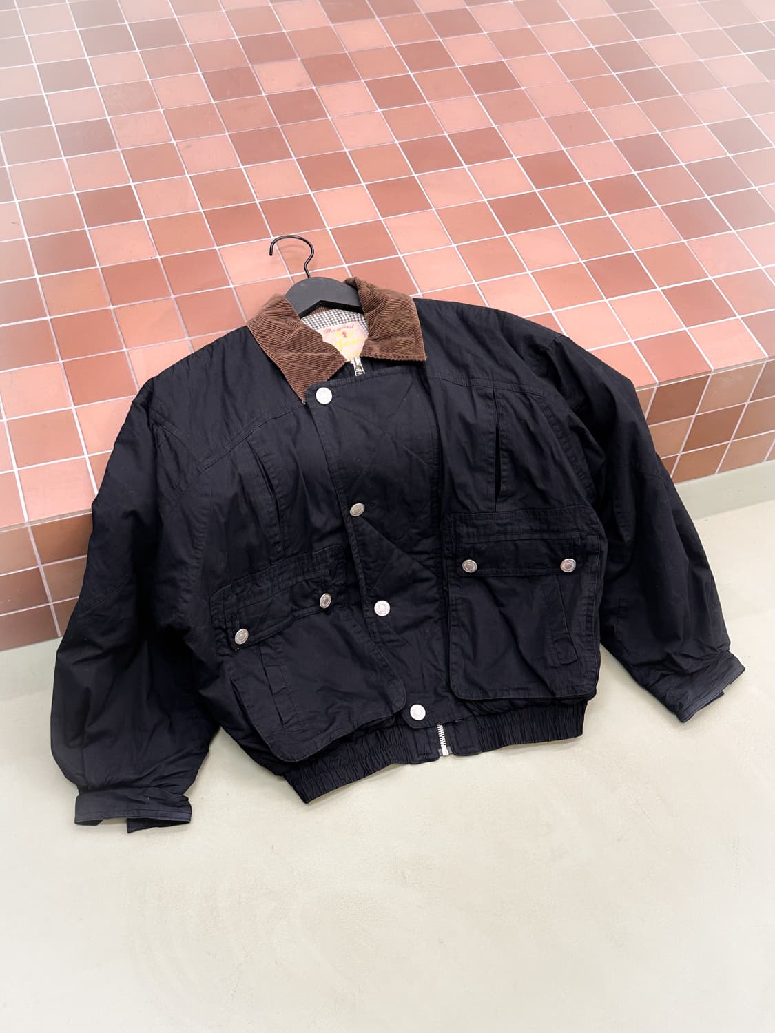 corduroy collar black bomber jacket 상품이미지4