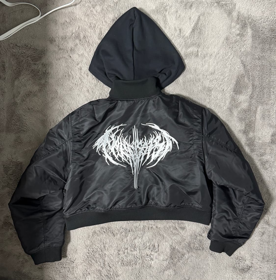 (카티,버버리에리 착용) 나르시스트 봄버 자켓 M사이즈 상품이미지2