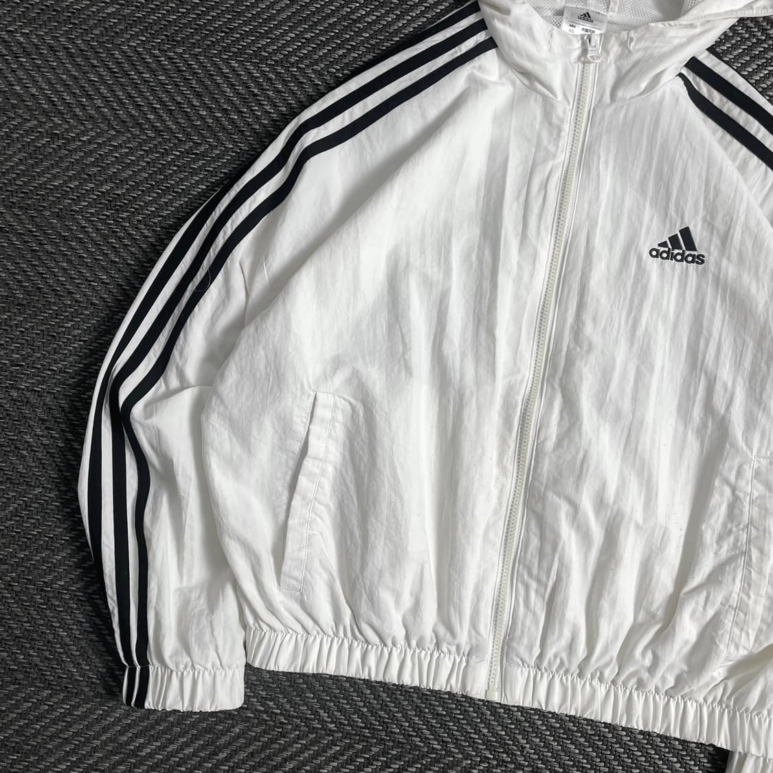 아디다스 신형 나일론 우븐 크롭 바람막이o 3586 상품이미지3