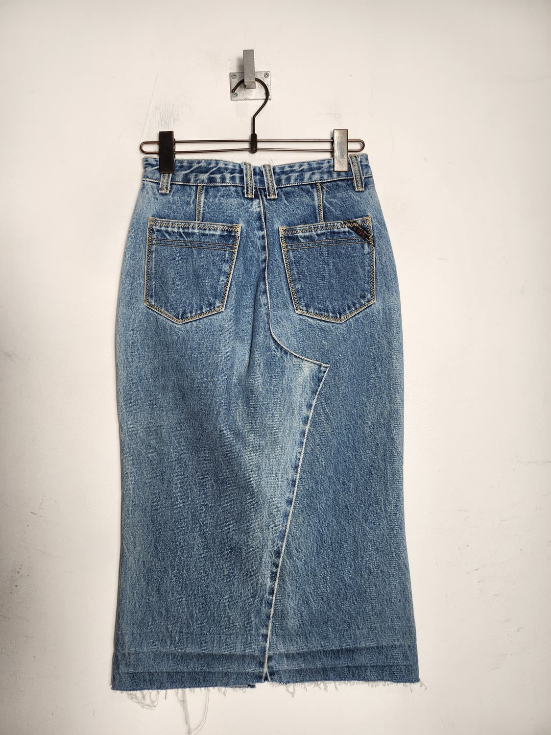 OPT 버튼 플라이 데님 스커트 상품이미지7