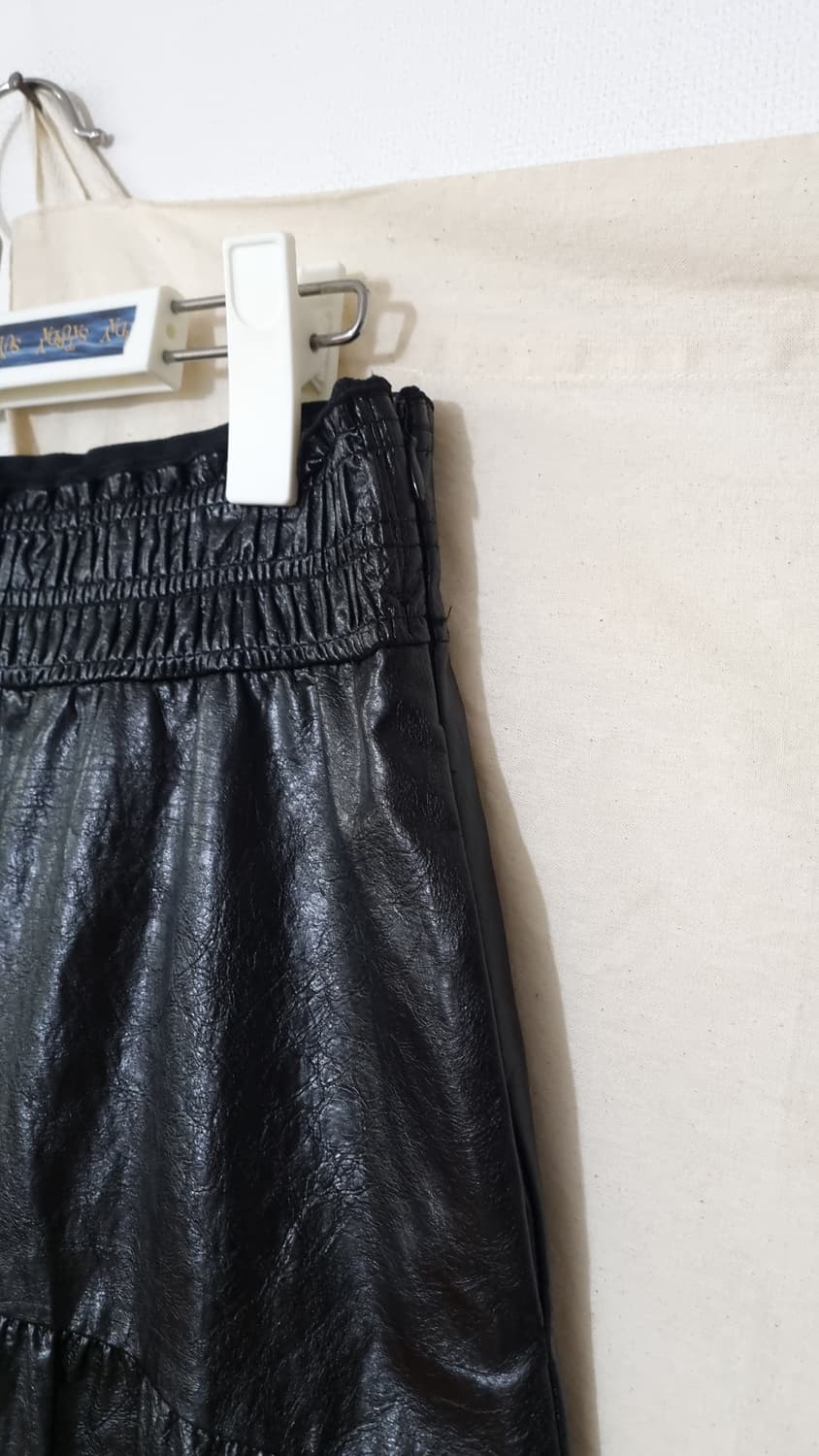 BENETTON 볼륨 레더 밴딩 롱 스커트 42 상품이미지6