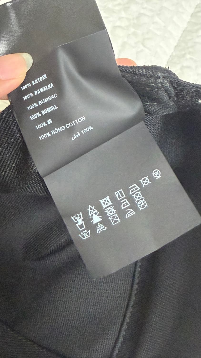 미우미우 베이스 볼캡 블랙 상품이미지5
