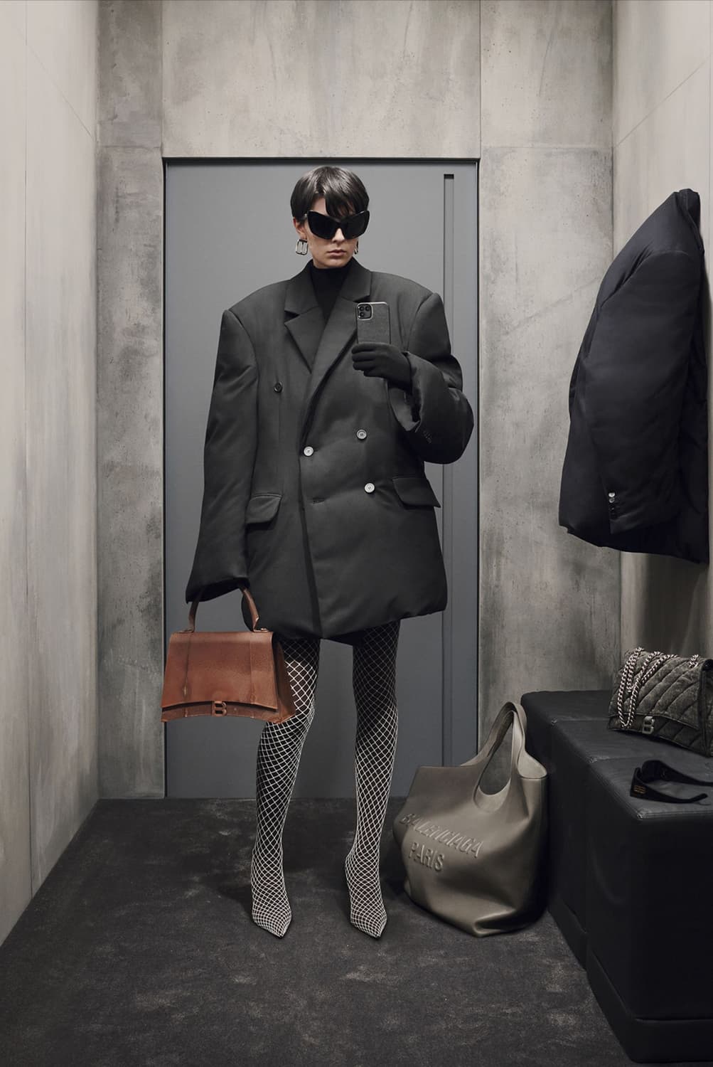 발렌시아가 23fw 패디드 울 블레이저 자켓 2사이즈 상품이미지3