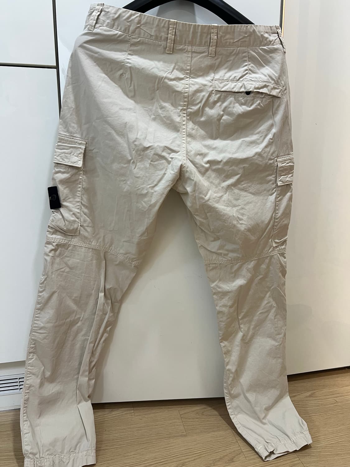 24fw 스톤아일랜드 베이지카고팬츠 33-34 (새상품급) 상품이미지2