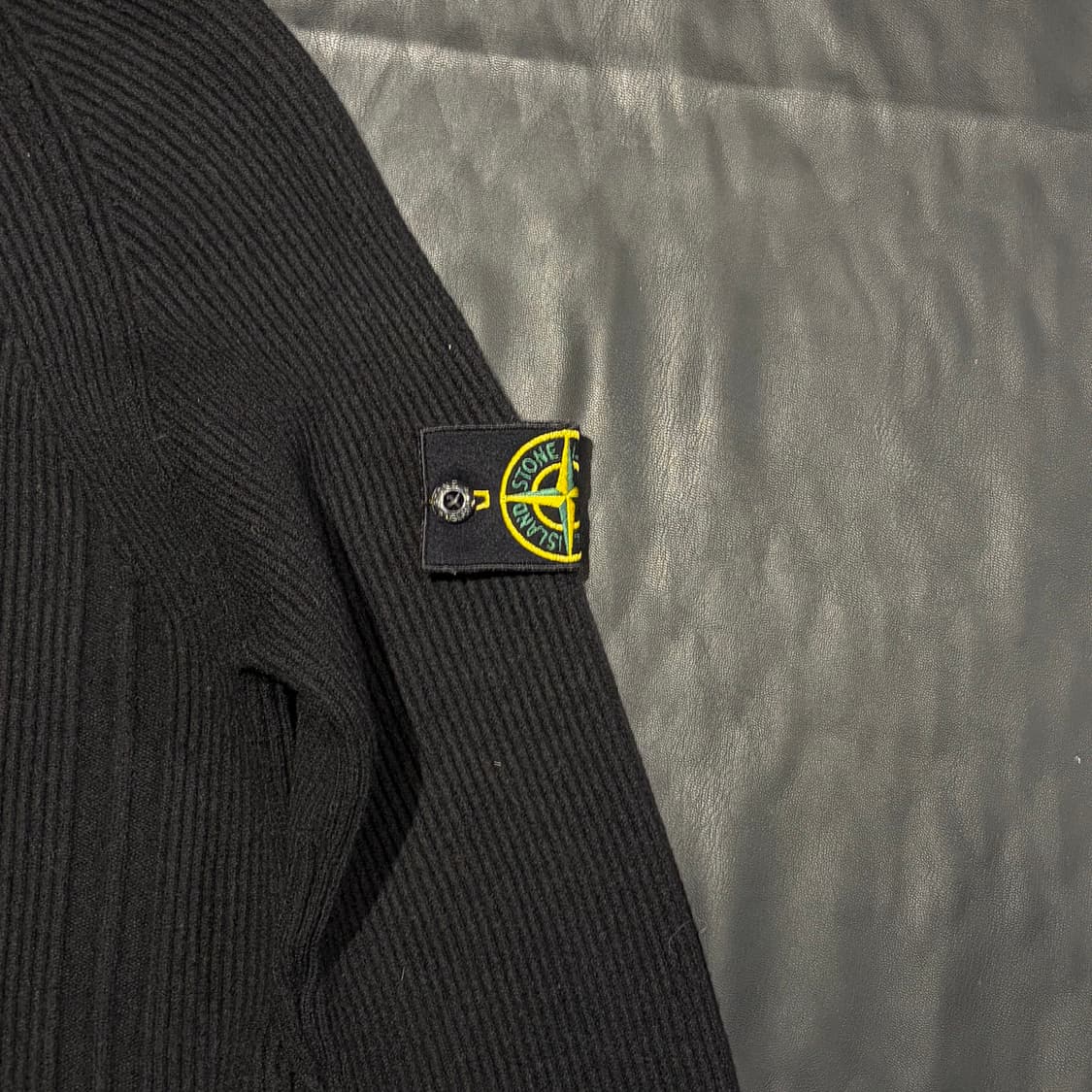 스톤아일랜드 와펜 패치 니트 상품이미지6
