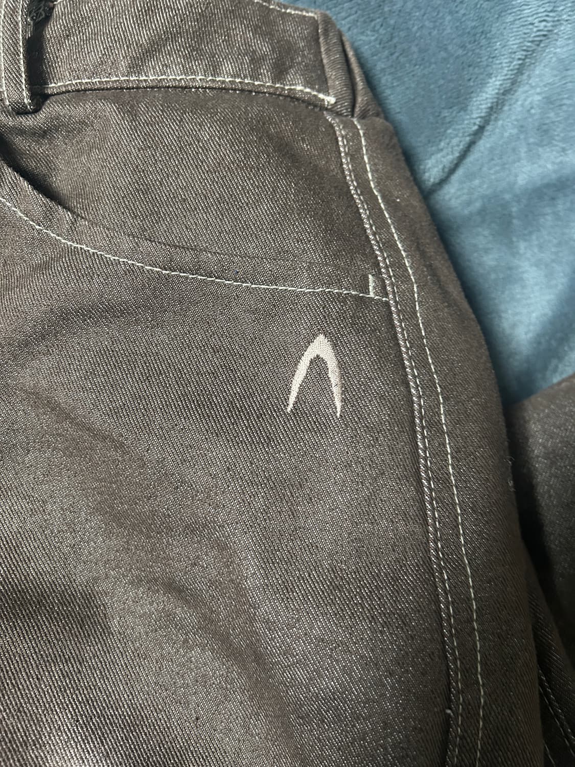 아캄 스프레이드 데님 팬츠 브라운 상품이미지6