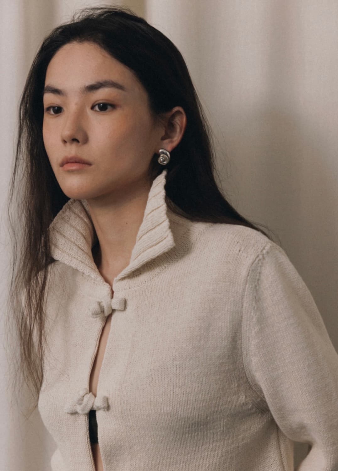 게드 KNOTTED BUTTON CARDIGAN 상품이미지2