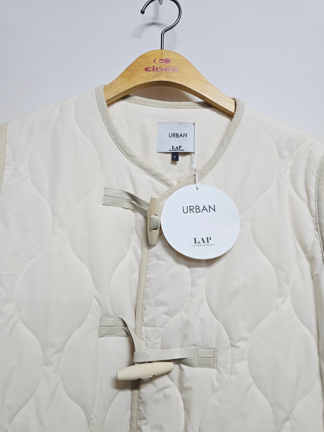 새상품 어반랩 아이보리 퀼팅 자켓 경량패딩 상품이미지2