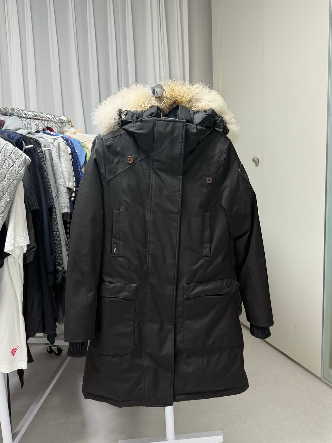 노비스 메리데스 패딩 블랙 xs사이즈 상품이미지3