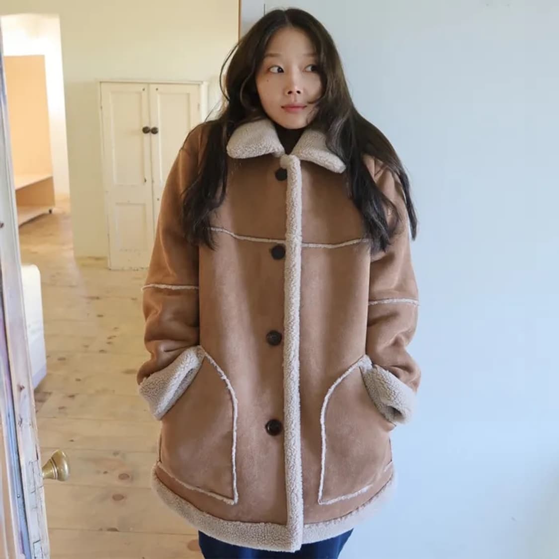 셀리테일즈 리버시블 무스탕 코트 상품이미지1