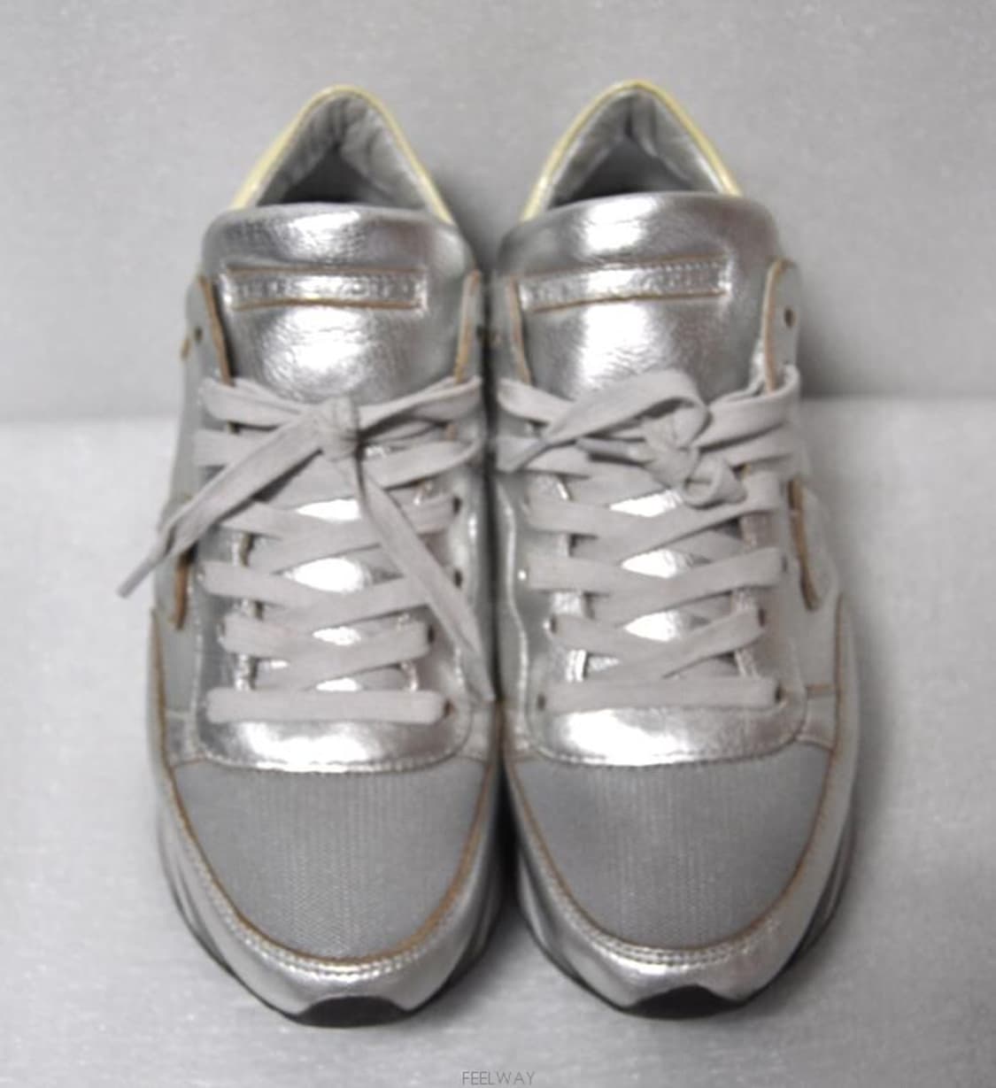 필립모델/여성스니커즈(사이즈240)정품 상품이미지2