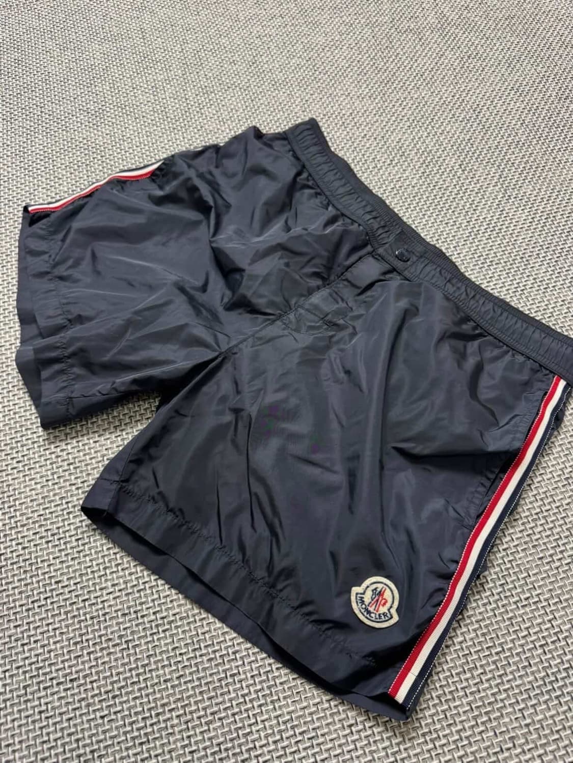 몽클레어 네이비 스윔 숏팬츠 반바지 상품이미지1