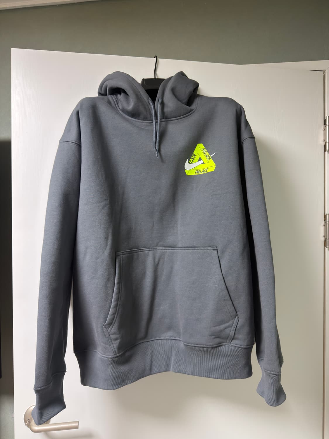 팔라스 x 나이키 콜라보 후드티 XL 상품이미지2