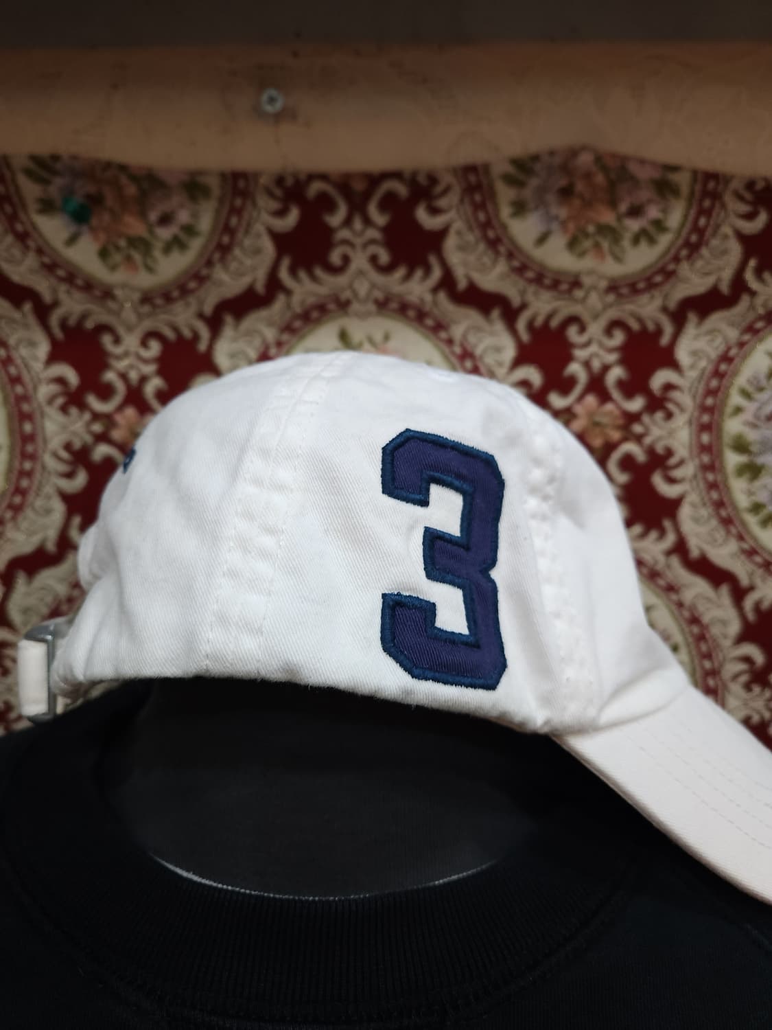 폴로 랄프로렌 화이트 빅포니 볼캡

 상품이미지4