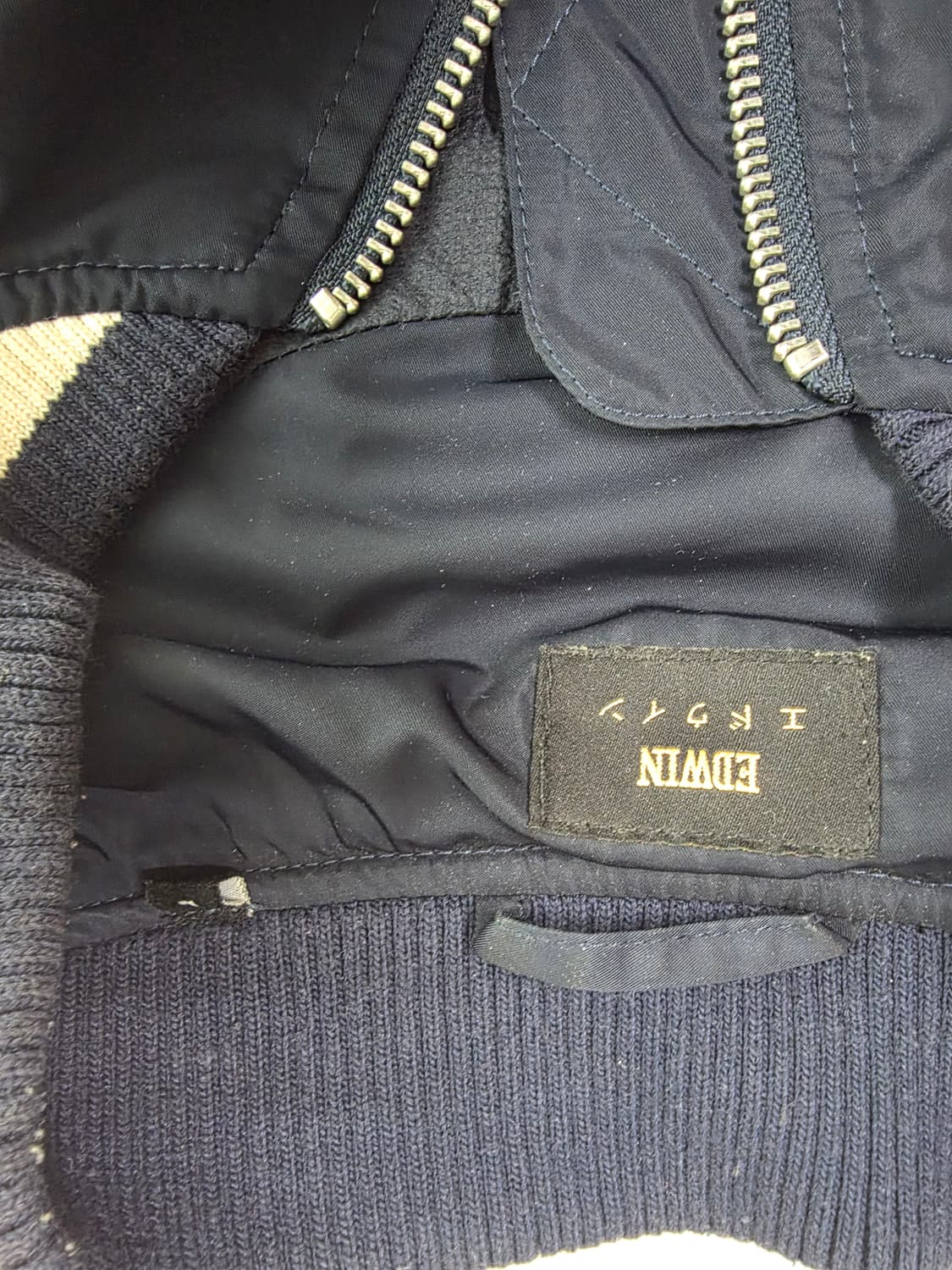 EDWIN “TEIDE” Souvenir Bomber 상품이미지5