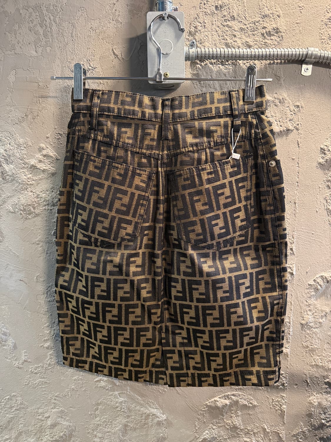 FENDI 주카 패턴 데님 스커트 (허리24~25인치) 상품이미지2