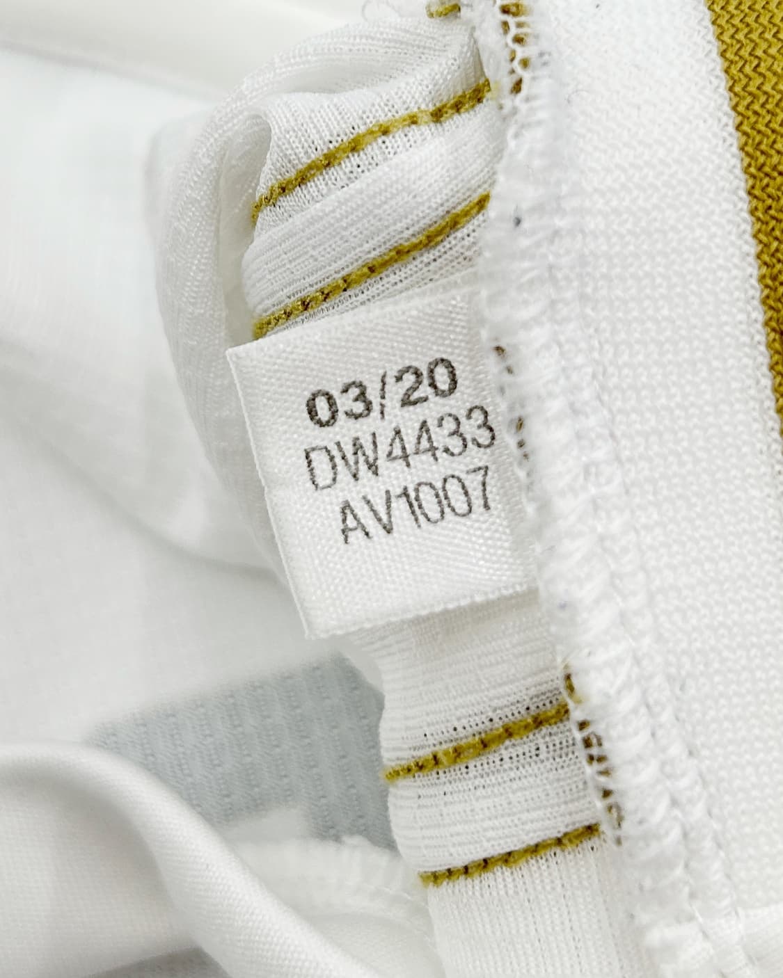 아디다스 19-20 레알 마드리드 홈 챔스킷 토니 크로스 상품이미지8