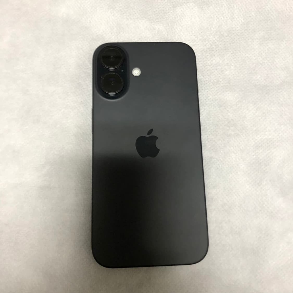 아이폰 16 블랙 128g 상품이미지2